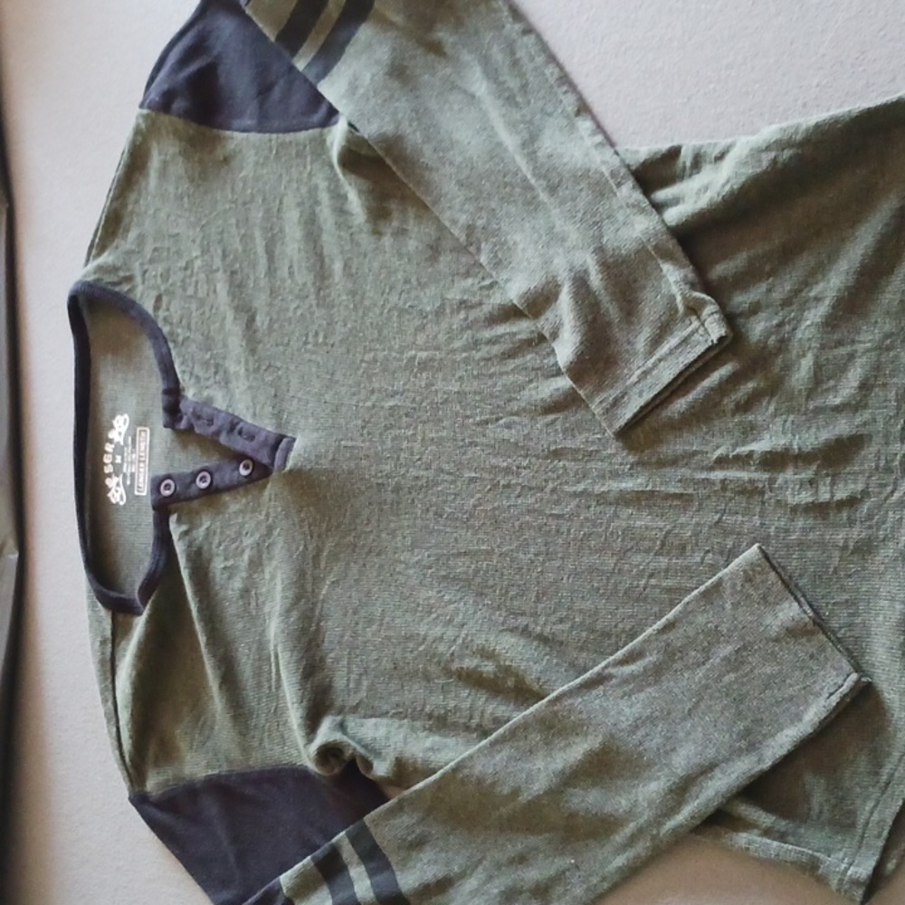 Men's shirt